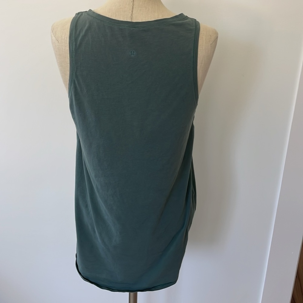 Lululemon Front Tie Racerback Tank Top size 6 - Picture 4 of 8